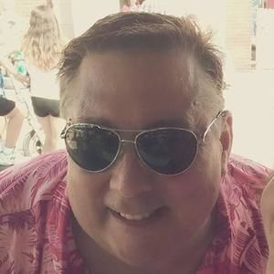 Meet your Posher, Mike